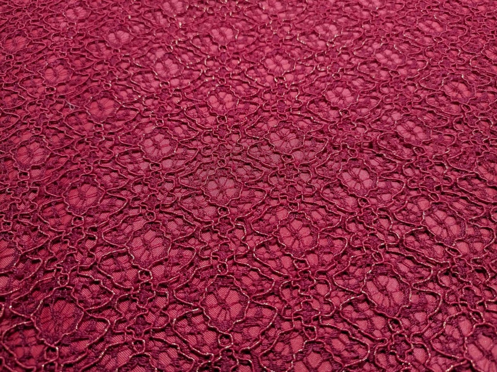Encaje florecilla rojo y dorado