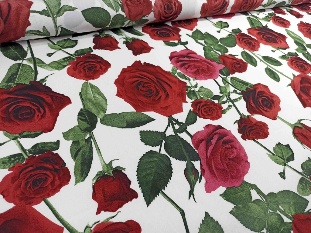 Crespón estampado con rosas