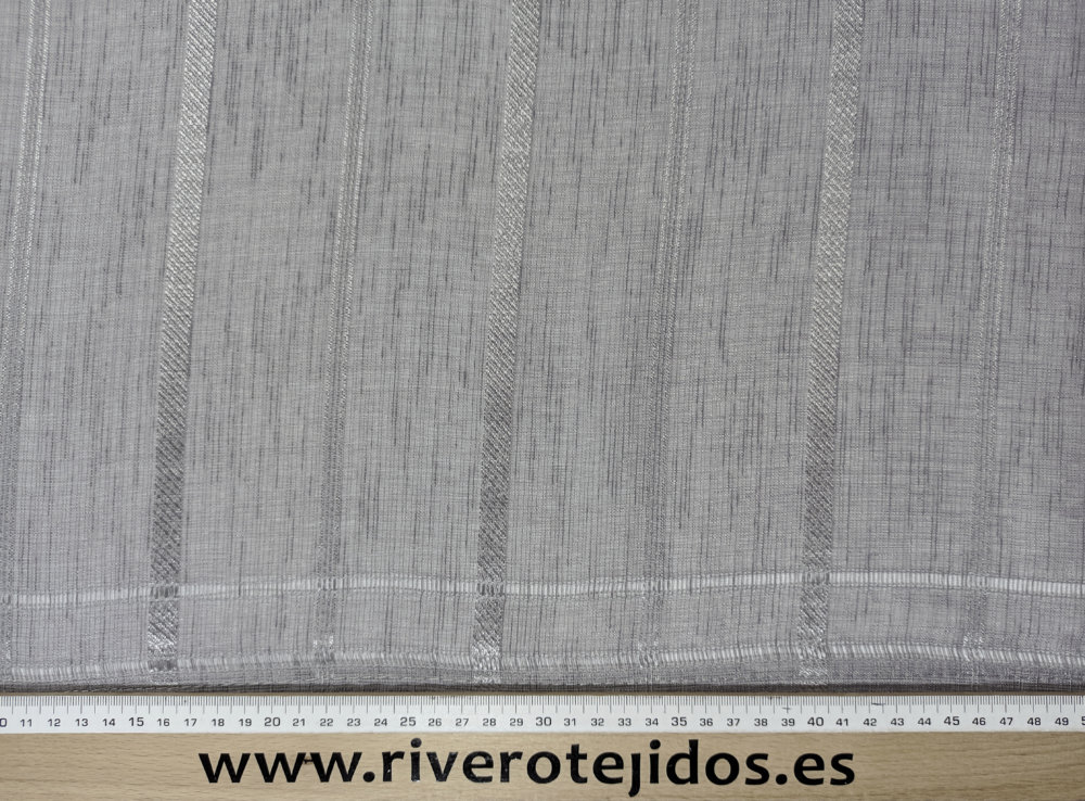 Visillo gris lista plateada