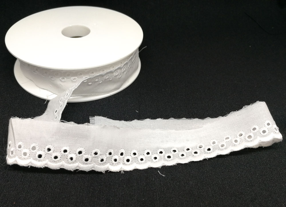 Tira bordada circulos 25 mm